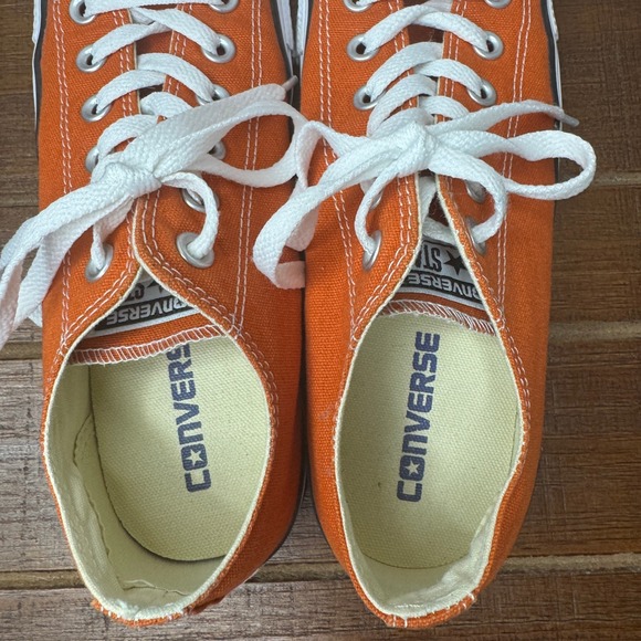 Converse Chuck Taylor All Star Low Top Orange Canvas Sneakers Womens 10 Mens 8 - Picture 9 of 9